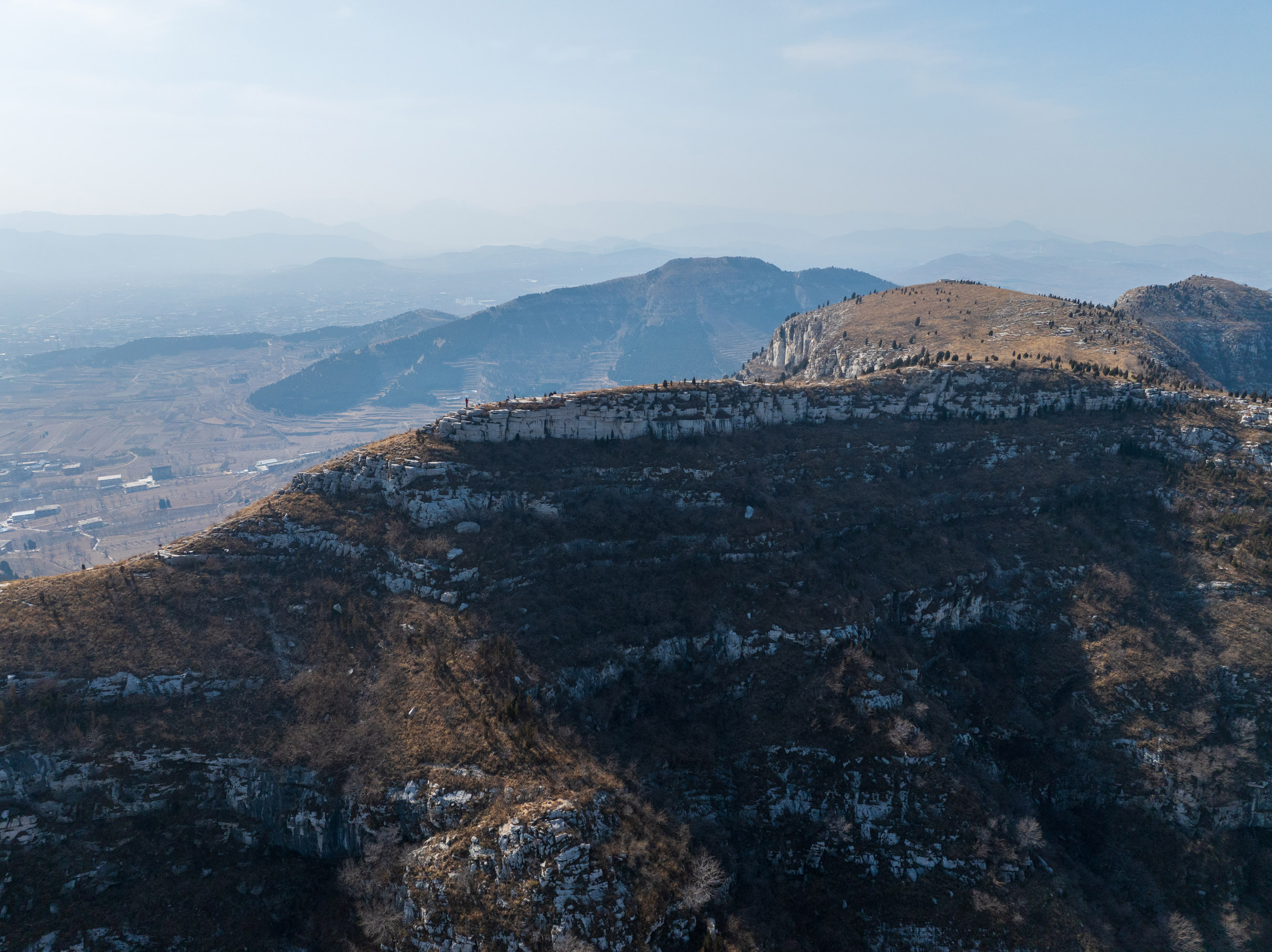 kaiyun xiazai-包含高山徒步环线赛，探索最壮丽的自然风光的词条