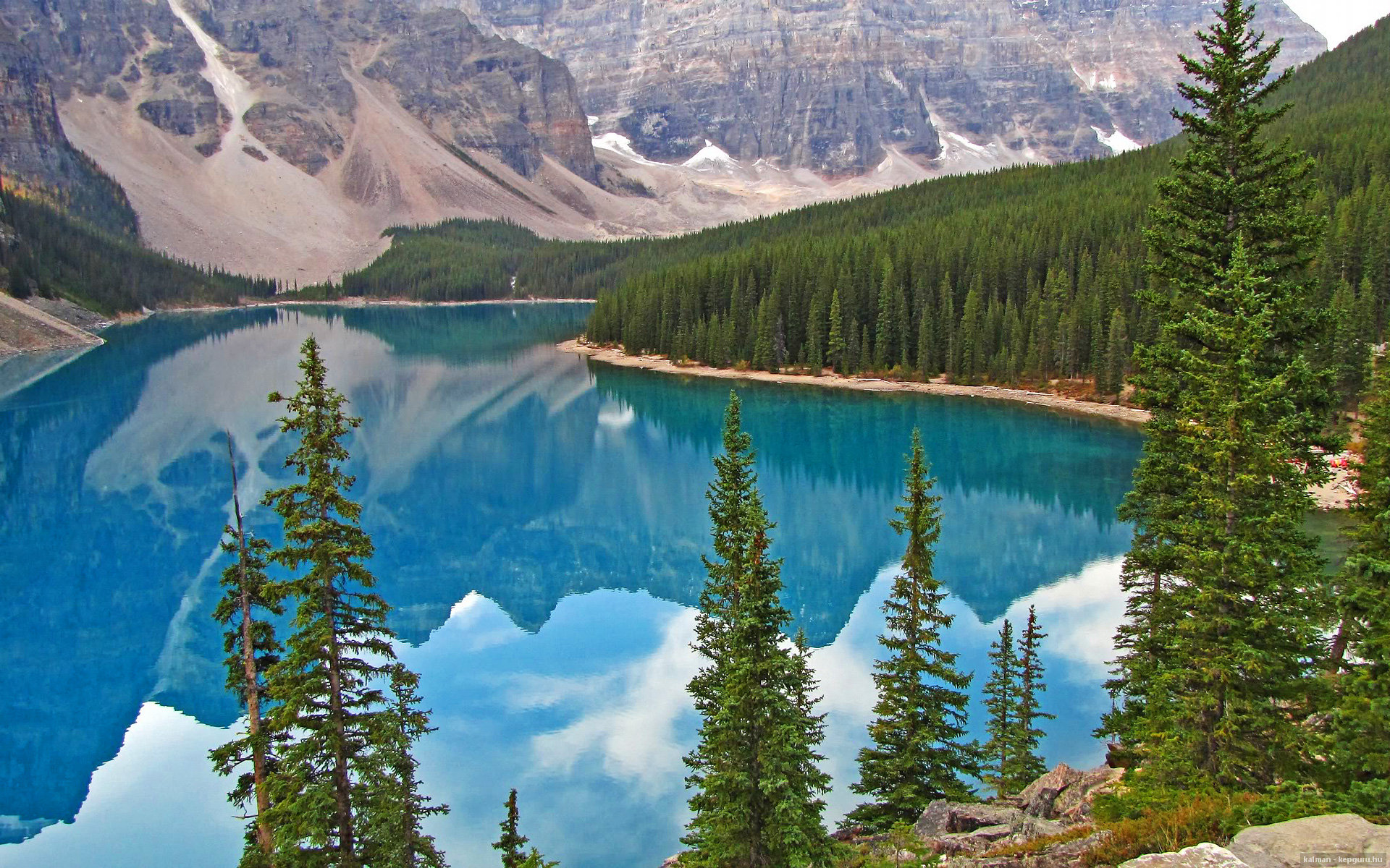 kaiyun app download-实力强劲的球队略施小技，攻势滔滔红